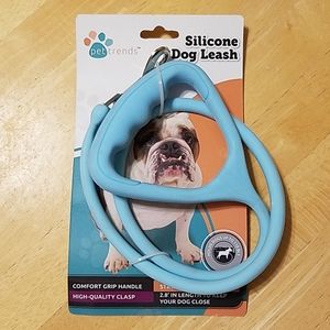 Silicone dog leash 2.8' in length Pet Trends